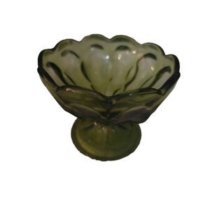 Vintage Green Glass Compote Pedestal Bowl Scalloped Ribbed Candy Dish